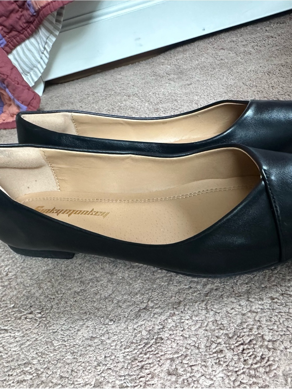 Fauxleather Pointed Toe Ballet Flats - Black - Worn Once - Picture 3 of 4